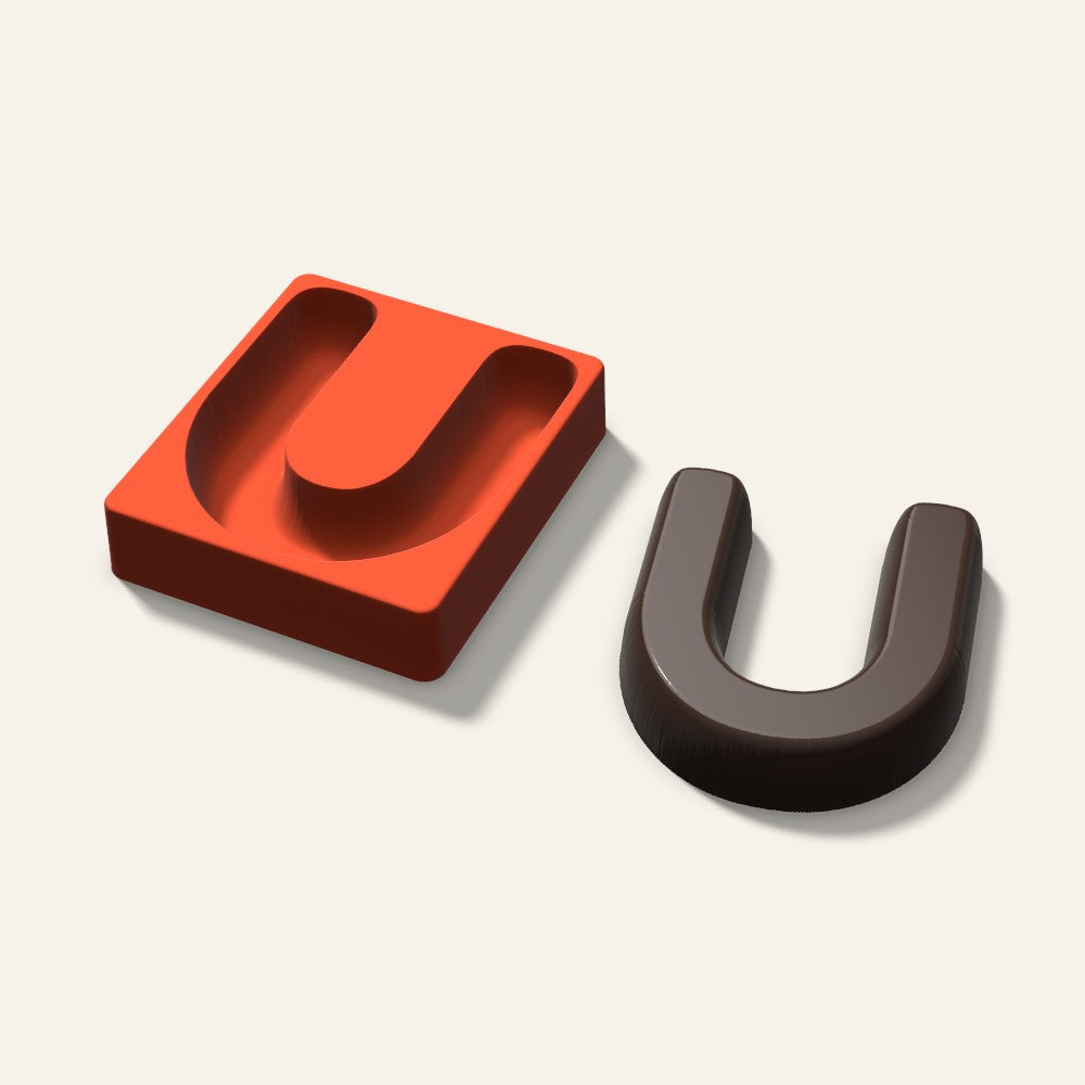 Letter U Mold, 6 Inch, 3D render