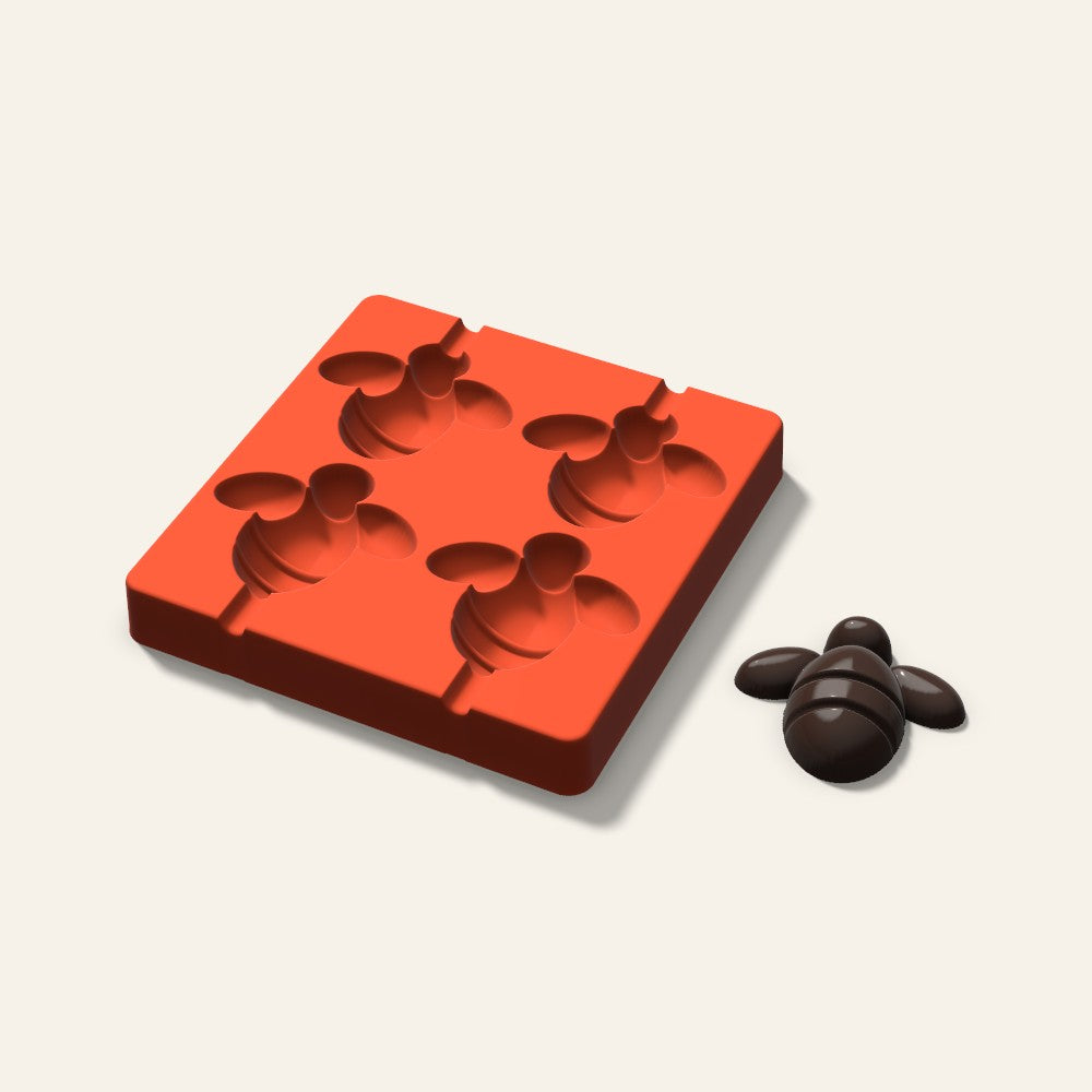Bee Cakesicle Mold, 3 Inch, 4 Cavity, 3D render
