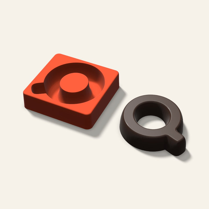 Letter Q Mold, 4 Inch