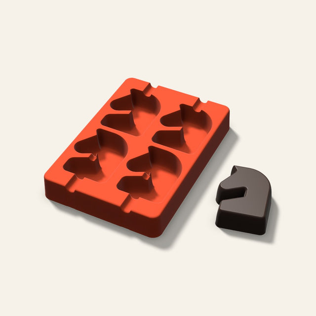 Chess Knight Cakesicle Mold, 2.5 Inch, 4 Cavity, 3D render