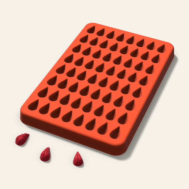 Leaf Gummy Mold, 0.5 Inch, 64 Cavity, 3D render