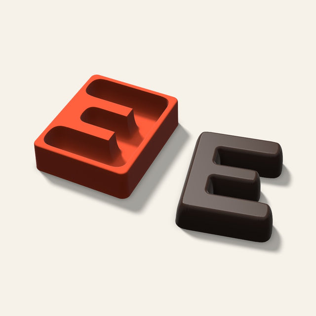 Letter E Mold, 5 Inch, 3D render