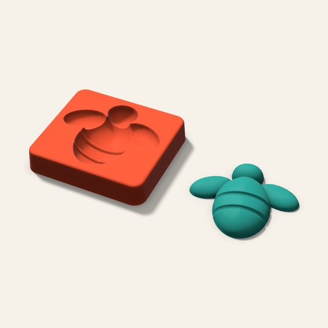 Bee Freshie Mold, 3 Inch, 3D render