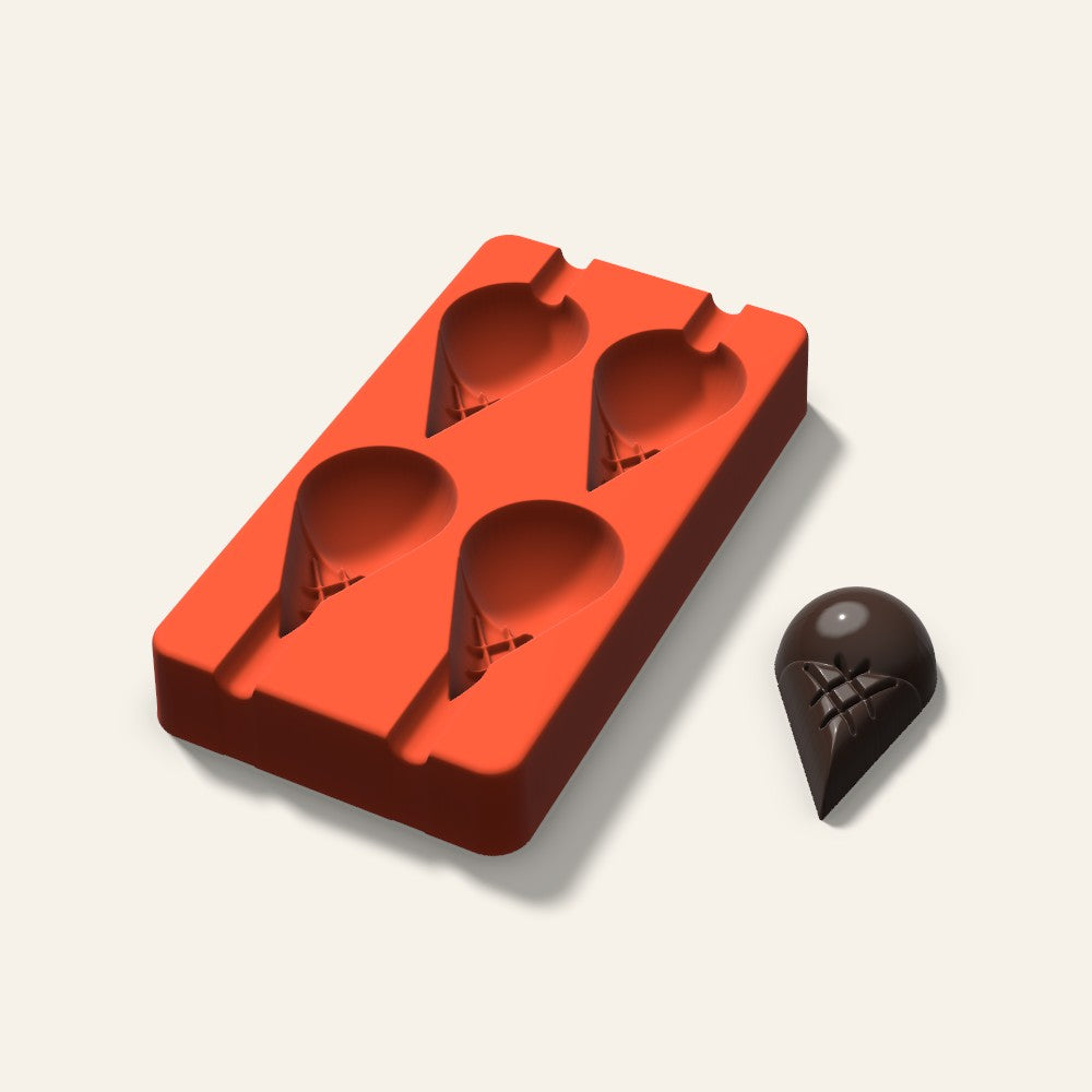 Ice Cream Cone Cakesicle Mold, 2.5 Inch, 4 Cavity, 3D render